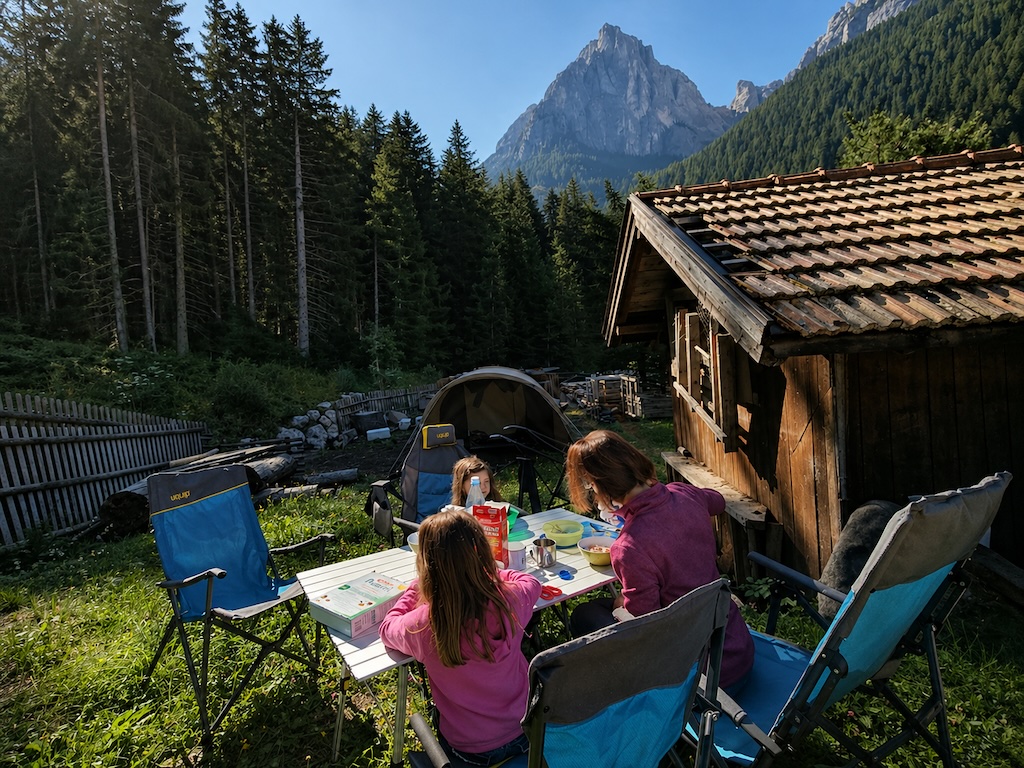 Camping mit Kindern – Ausrüstung, Tipps und Packliste für Familien